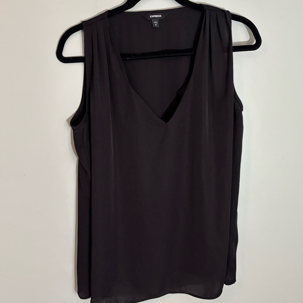 Express Black V-Neck Sleeveless Blouse